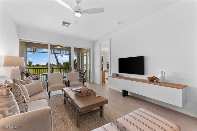 7915 Mahogany Run LN 1126, Naples, FL 34113