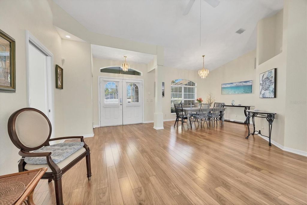 Image 19 of property listing at 931 PIEDMONT ROAD, Venice, FL 34293