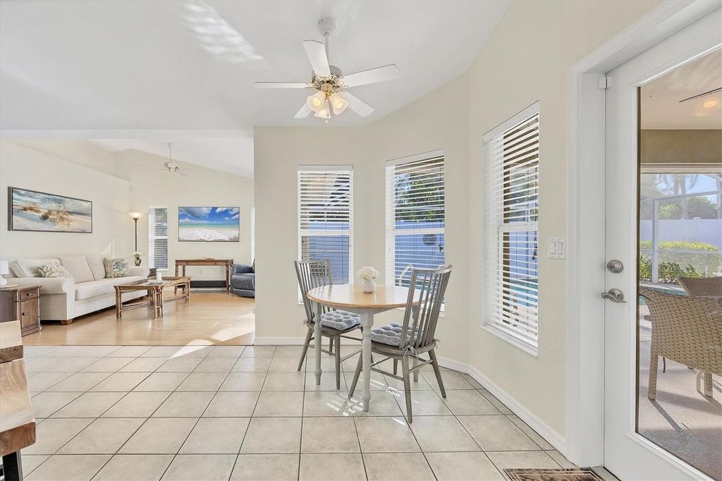 Image 22 of property listing at 931 PIEDMONT ROAD, Venice, FL 34293