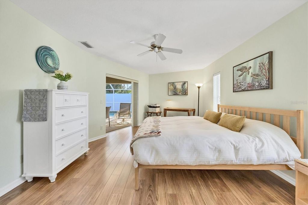 Image 27 of property listing at 931 PIEDMONT ROAD, Venice, FL 34293