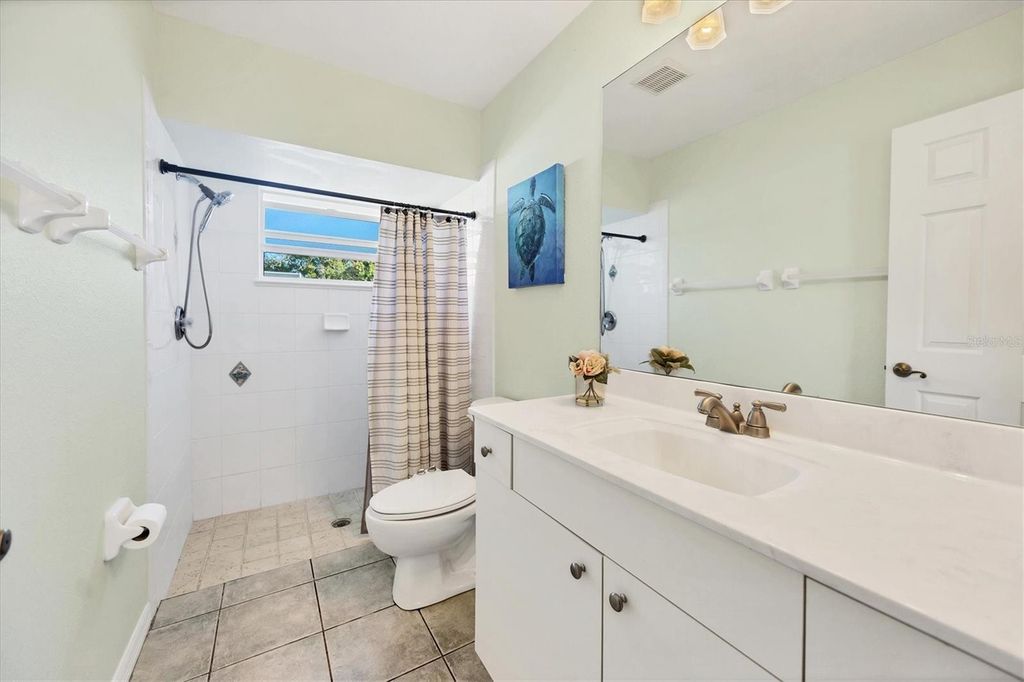 Image 33 of property listing at 931 PIEDMONT ROAD, Venice, FL 34293