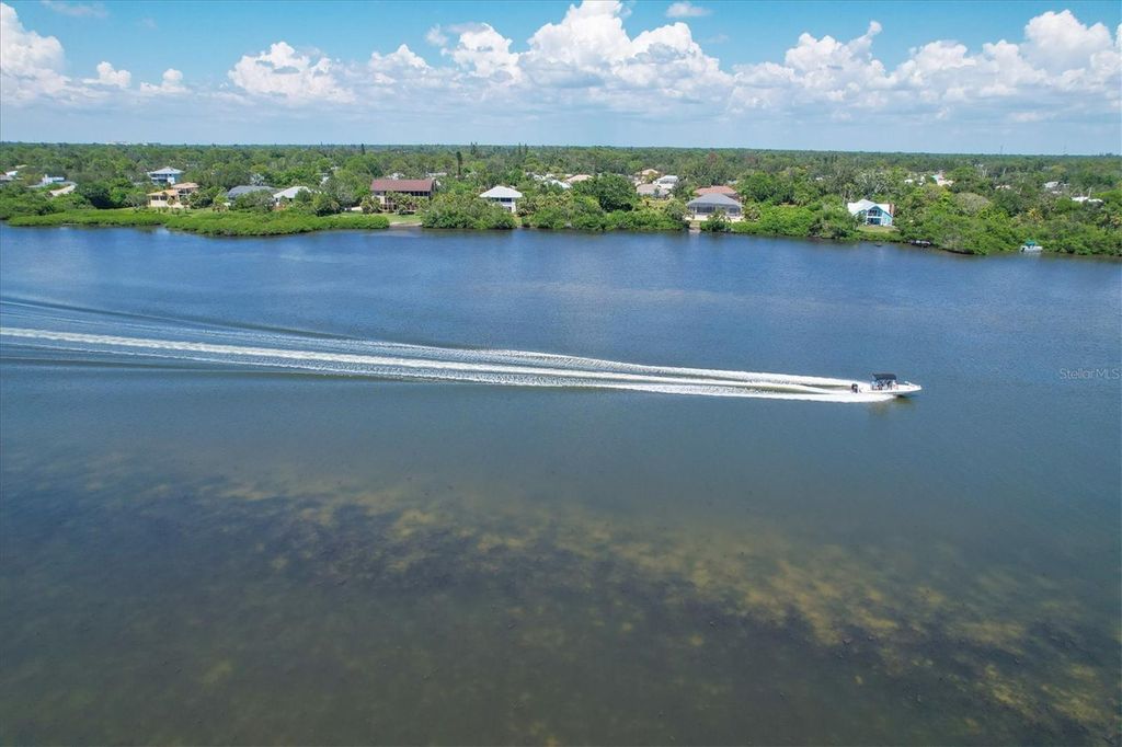 Image 57 of property listing at 931 PIEDMONT ROAD, Venice, FL 34293