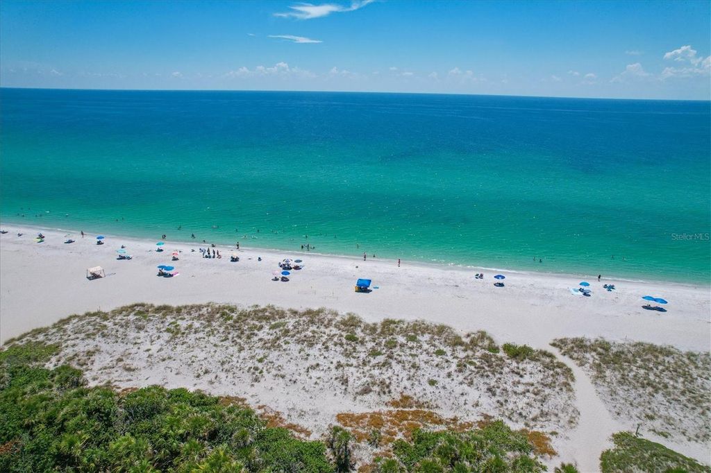 Image 60 of property listing at 931 PIEDMONT ROAD, Venice, FL 34293