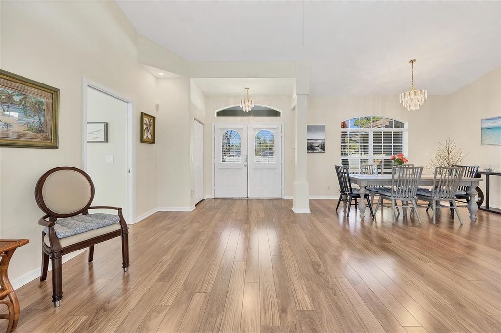 Image 10 of property listing at 931 PIEDMONT ROAD, Venice, FL 34293