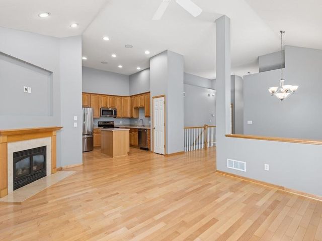 4871 Woodland Avenue, Shakopee, MN 55379