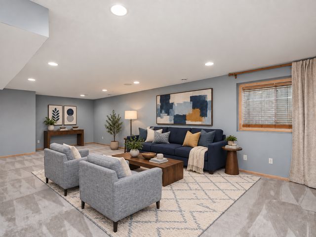 4871 Woodland Avenue, Shakopee, MN 55379