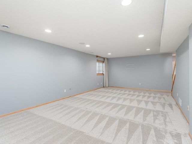 4871 Woodland Avenue, Shakopee, MN 55379