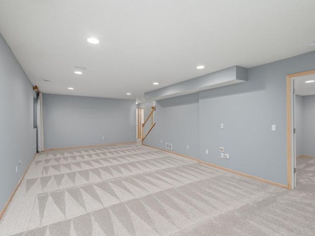 4871 Woodland Avenue, Shakopee, MN 55379