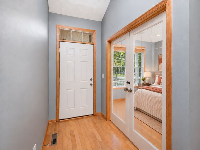 4871 Woodland Avenue, Shakopee, MN 55379