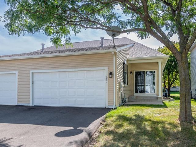4871 Woodland Avenue, Shakopee, MN 55379