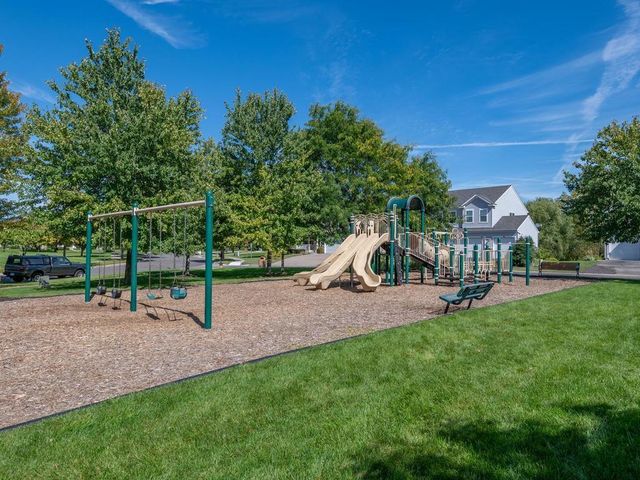 4871 Woodland Avenue, Shakopee, MN 55379