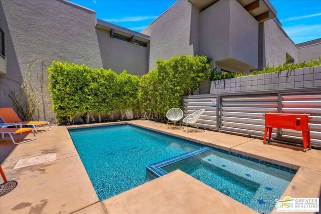1512 E Baristo Road, Palm Springs, CA 92262