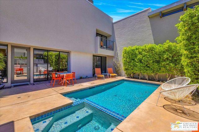 1512 E Baristo Road, Palm Springs, CA 92262