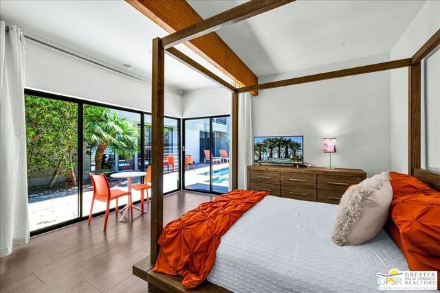 1512 E Baristo Road, Palm Springs, CA 92262