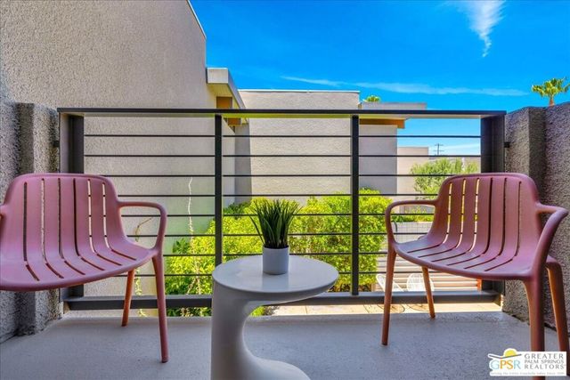 1512 E Baristo Road, Palm Springs, CA 92262