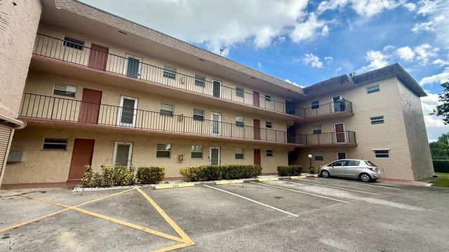 705 Lori Drive 209, Palm Springs, FL 33461