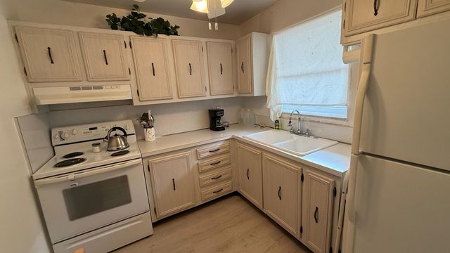 705 Lori Drive 209, Palm Springs, FL 33461