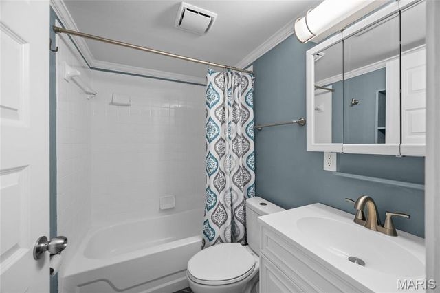 1406 Durango Lane 7, Fenton, MO 63026