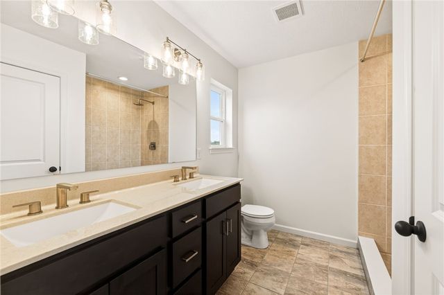 120 Rockdale Trail, Greece, NY 14612