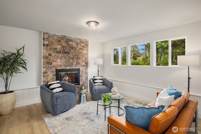 6008 116th Ave NE, Kirkland, WA 98033