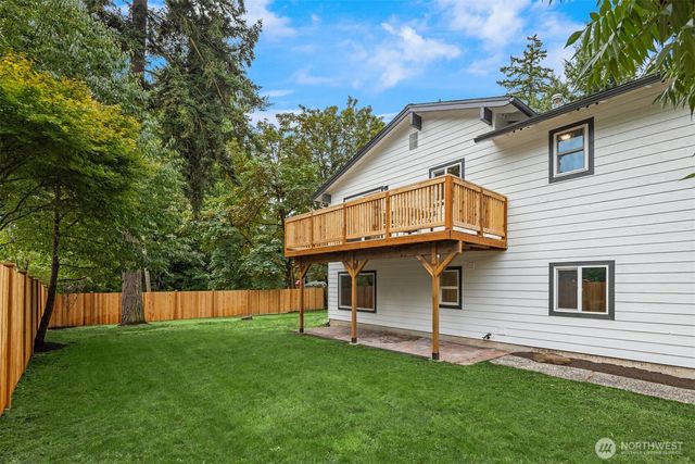6008 116th Ave NE, Kirkland, WA 98033