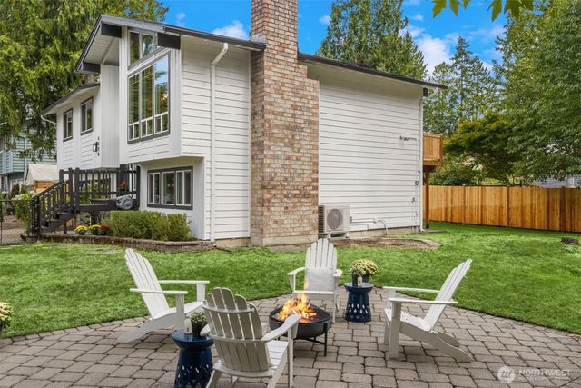 6008 116th Ave NE, Kirkland, WA 98033