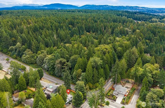 6008 116th Ave NE, Kirkland, WA 98033