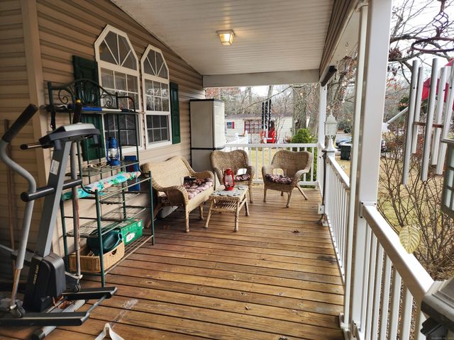 43 Evergreen Park, Clinton, CT 06413