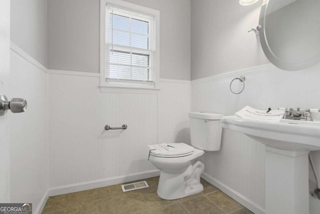 2341 Waterford Lane, Snellville, GA 30078