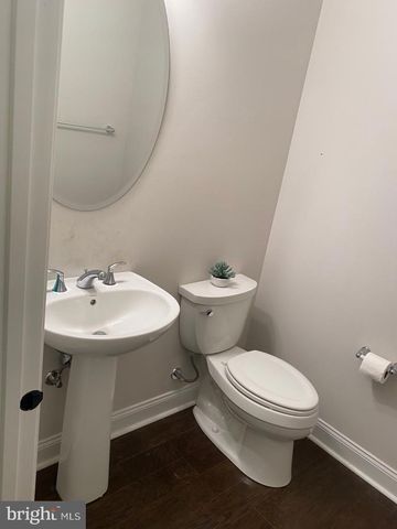25 SASSAFRAS LN, Chester Springs, PA 19425