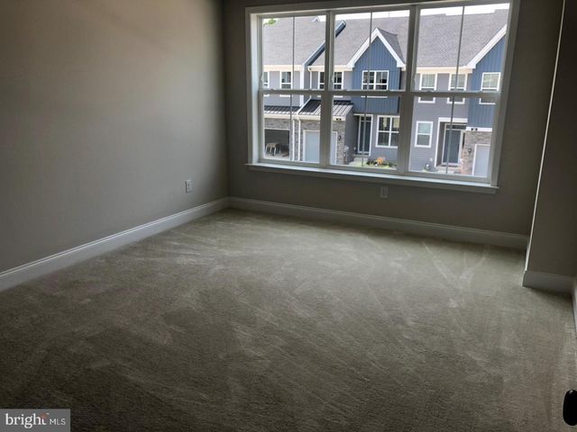 25 SASSAFRAS LN, Chester Springs, PA 19425