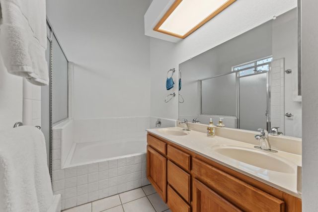 5756 River Run Cir, Rocklin, CA 95765