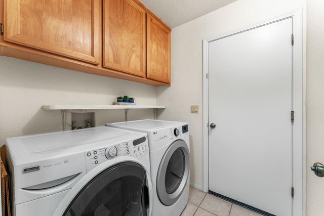 5756 River Run Cir, Rocklin, CA 95765