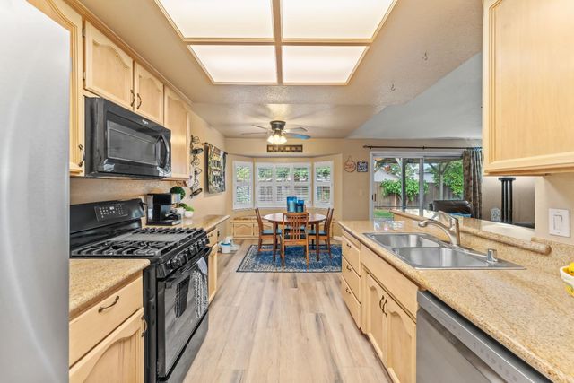 5756 River Run Cir, Rocklin, CA 95765