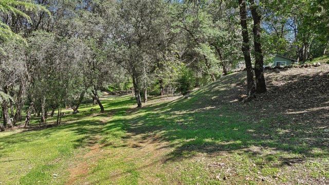 4770 Garden Ct, Auburn, CA 95602