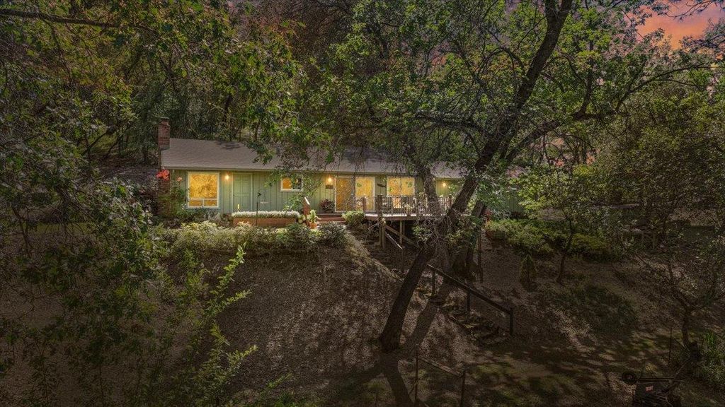 4770 Garden Ct, Auburn, CA 95602