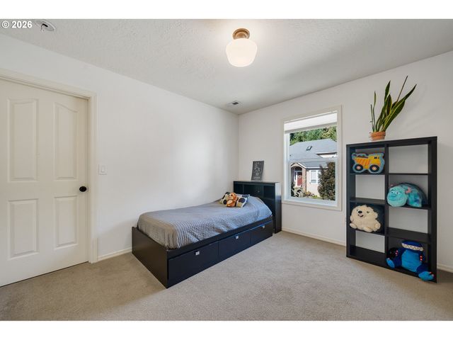 25619 CHERYL Dr, West Linn, OR 97068