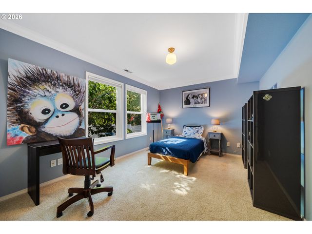 25619 CHERYL Dr, West Linn, OR 97068
