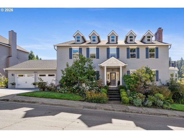 25619 CHERYL Dr, West Linn, OR 97068