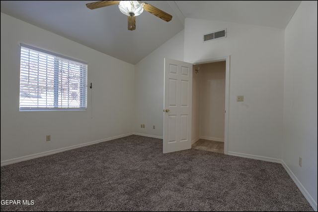 129 Torrey Pines Drive, Santa Teresa, NM 88008