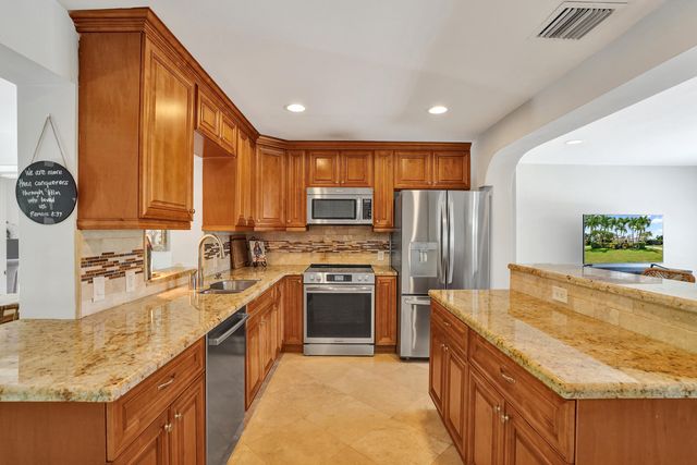 1361 NE 46th Street, Oakland Park, FL 33334