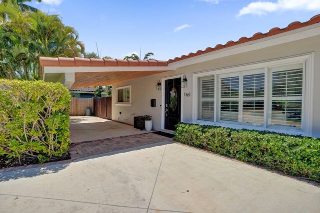 1361 NE 46th Street, Oakland Park, FL 33334