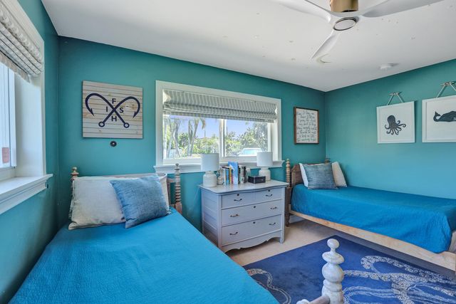 1361 NE 46th Street, Oakland Park, FL 33334