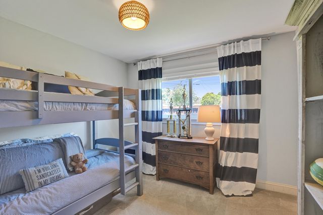 1361 NE 46th Street, Oakland Park, FL 33334