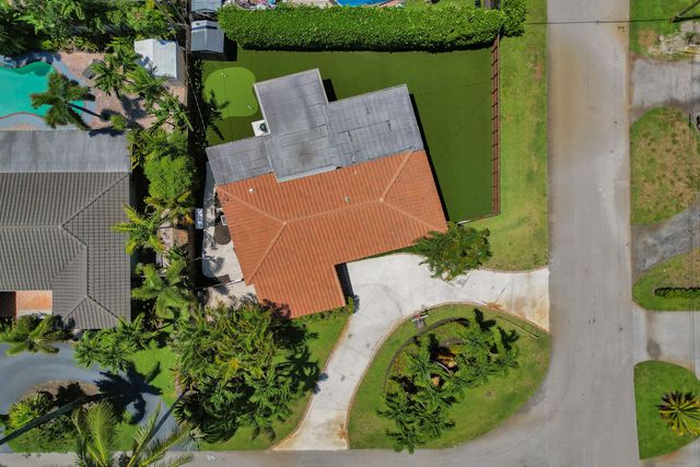1361 NE 46th Street, Oakland Park, FL 33334