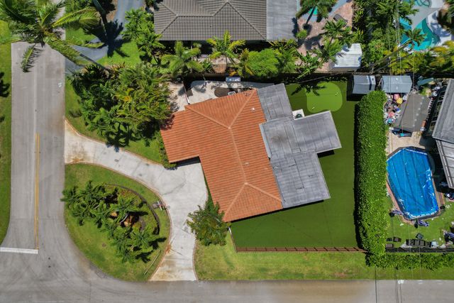 1361 NE 46th Street, Oakland Park, FL 33334