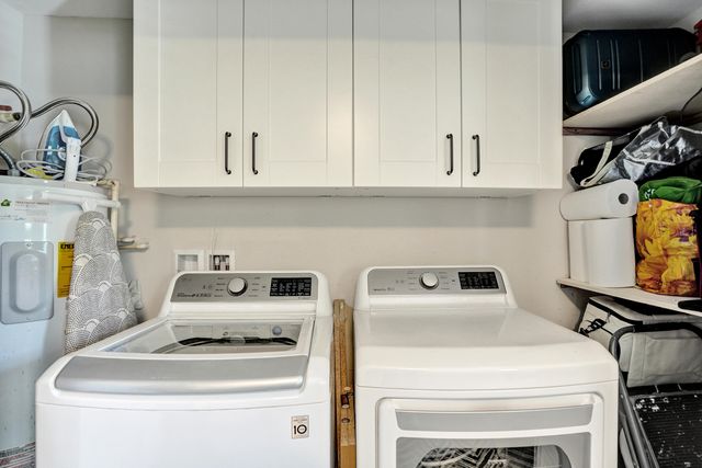 1361 NE 46th Street, Oakland Park, FL 33334