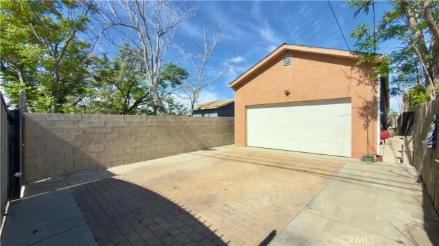 13222 Pinney, Pacoima, CA 91331