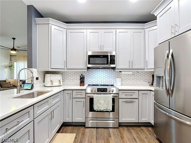 4241 Bellasol CIR 1923, Fort Myers, FL 33916