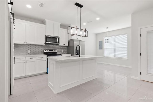 714 W Seminole Avenue, Pharr, TX 78577